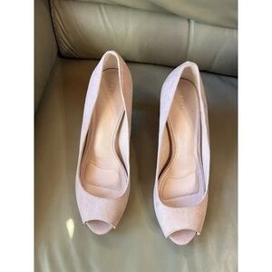 Elegant Peep-Toe Heels in Soft Pink